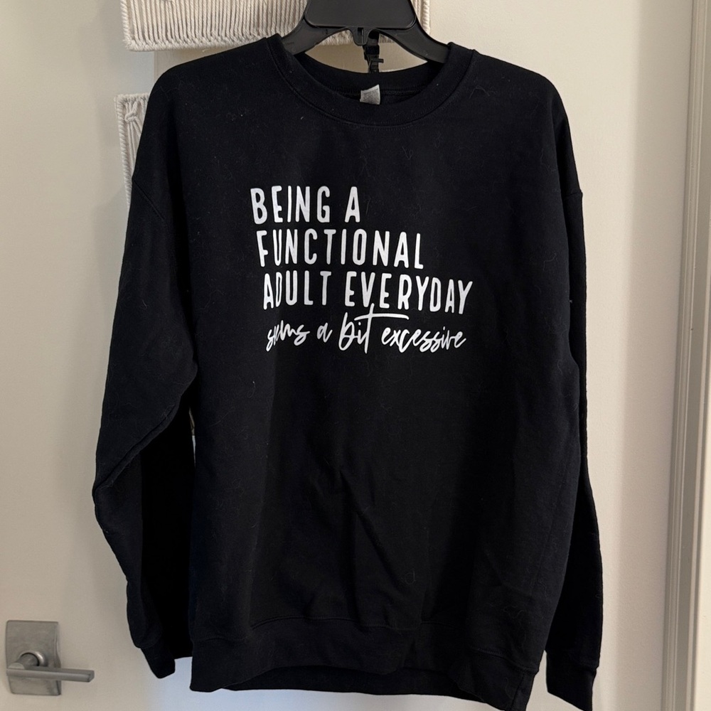 Gildan Black Graphic Crewneck Sweatshirt